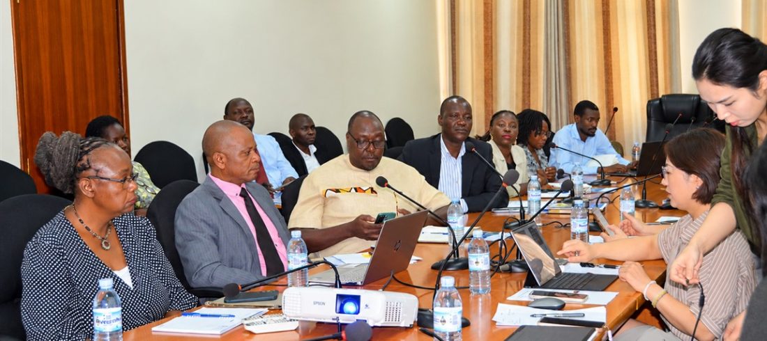 Delegates from Xintang University and officials from CEDAT during discussions on expanding academic collaboration and implementing a proposed dual degree program in Materials and Chemical Engineering at Makerere University.